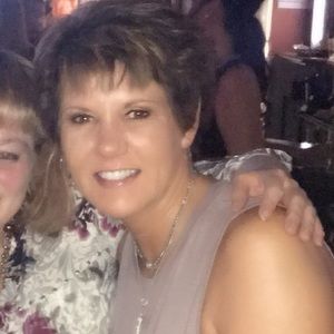 Meet your Posher, Cynthia